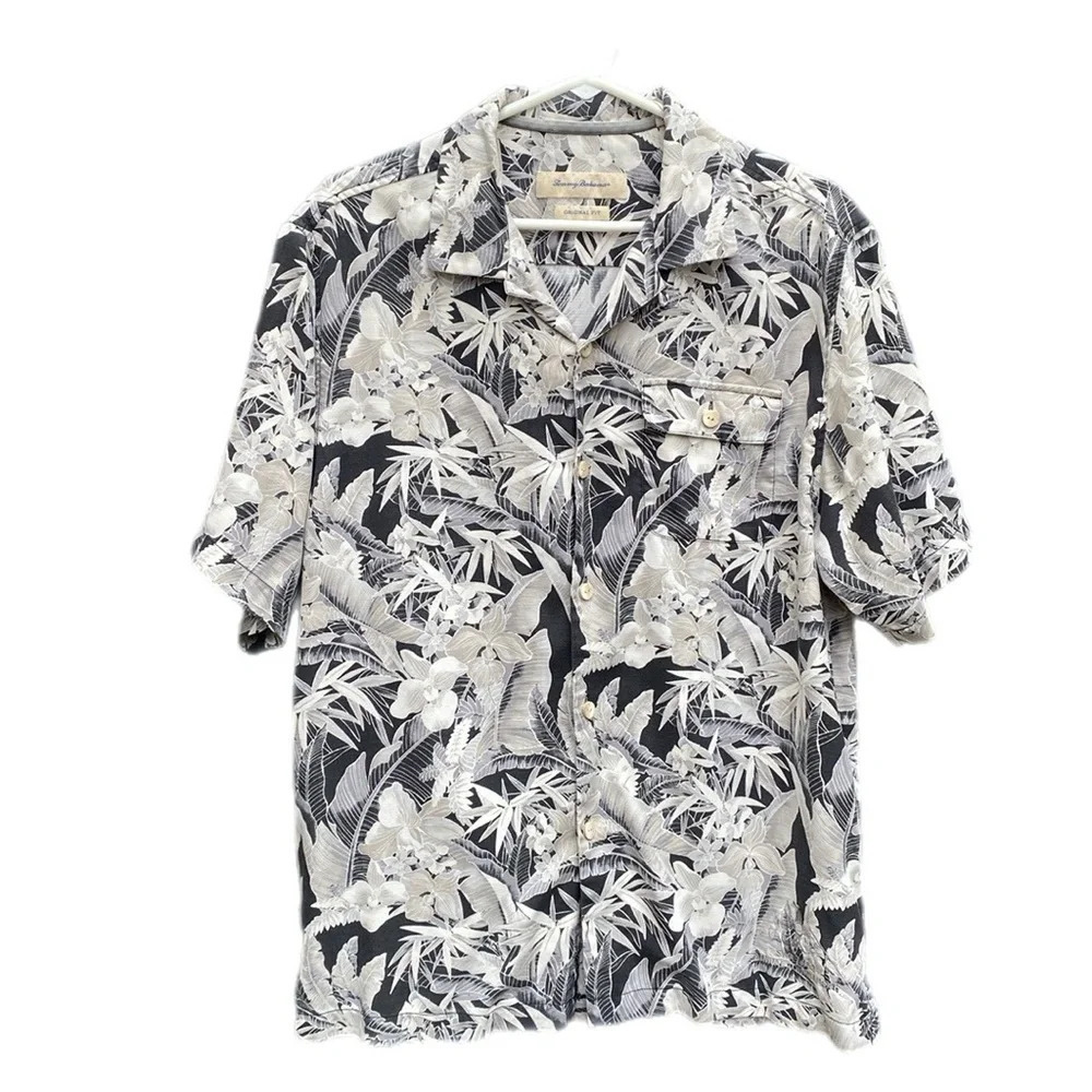 Silk Hawaiian Print Tommy Bahama button down shirt